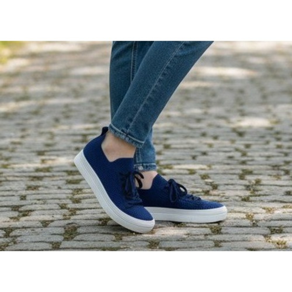 Dolce Vita Zina Women Fashion Sneaker Size 8.5 Athletic Walking Navy Blue Knit